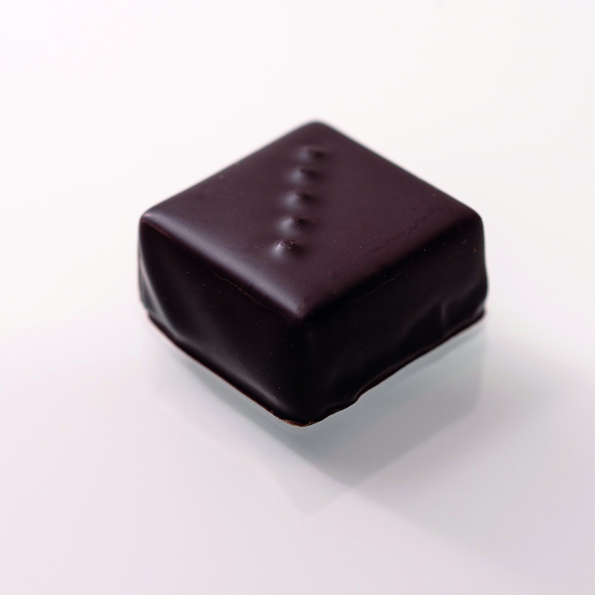 hawecker-origines-cacao-coffret-chocolats-noirs-d-gustation image 2