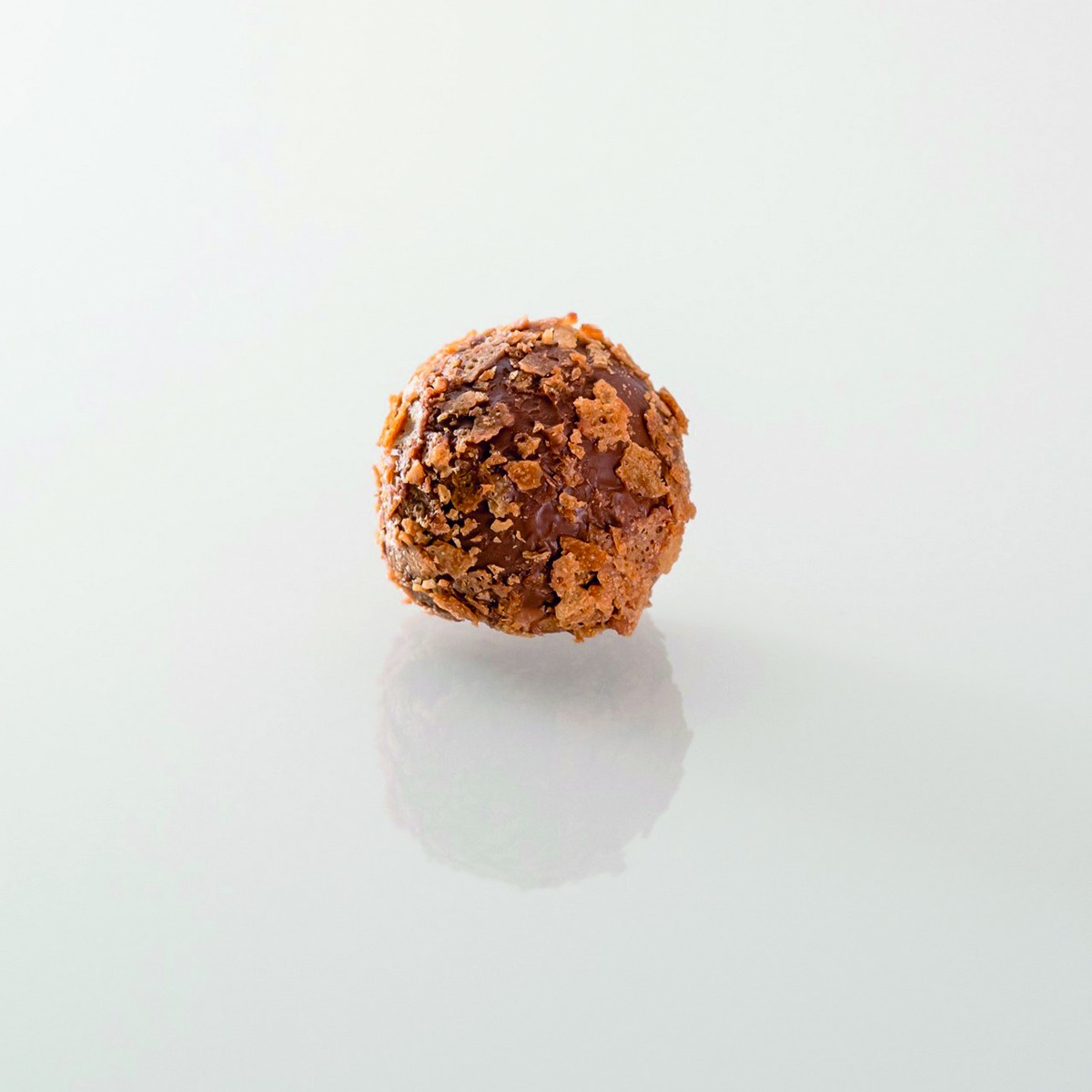 hawecker-les-gourmandises-truffes-pralin-croustillant-truffes-noisettes image 3