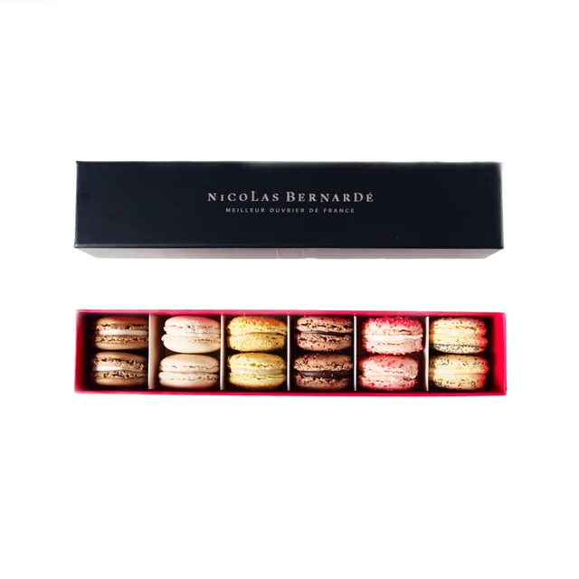 nicolas-bernard-macarons-coffret-12-macarons-assortis-197g image 1