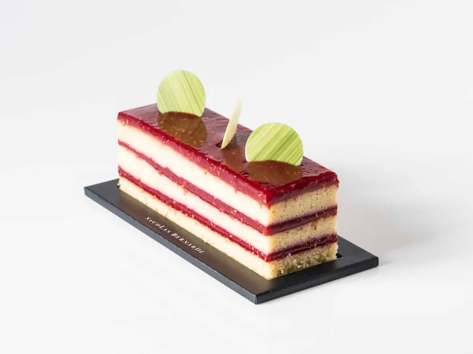 nicolas-bernard-cakes-cake-framboise-g-teau-moelleux-fruits image 1