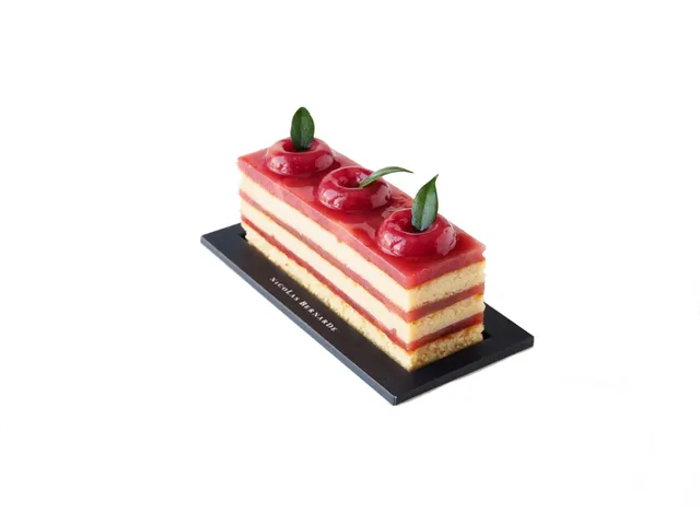 nicolas-bernard-cakissime-p-che-et-vanille-cake-fruits image 1