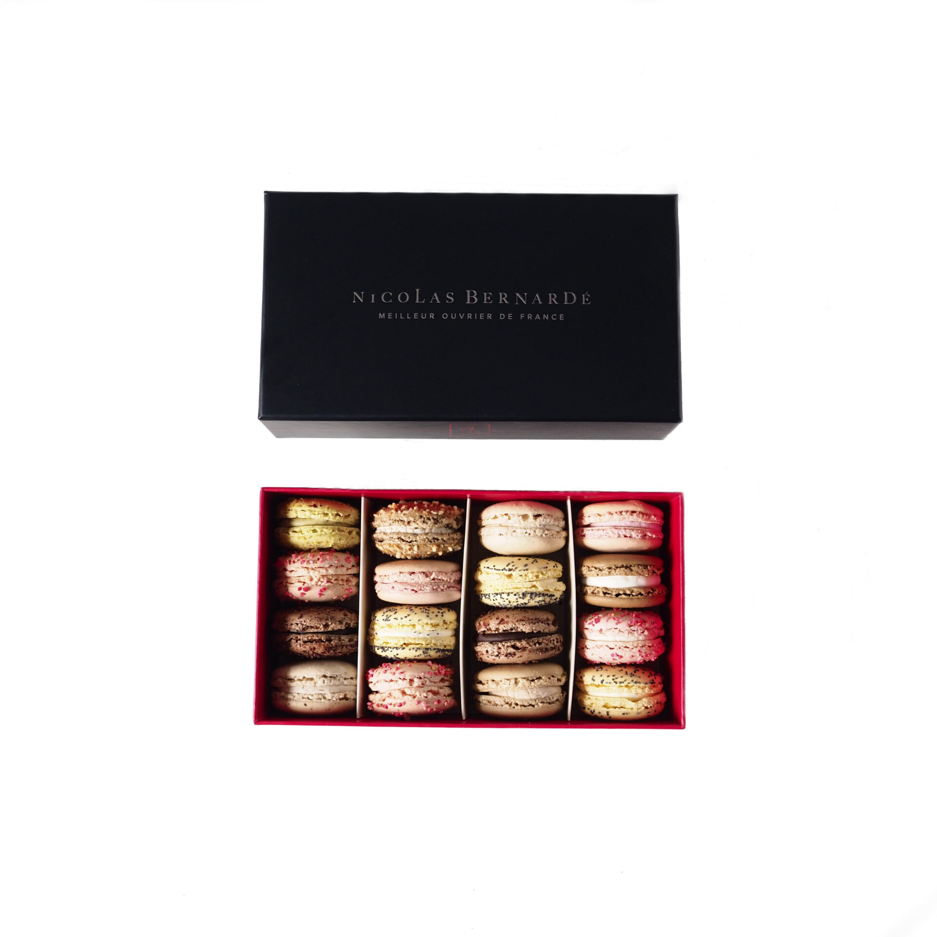 nicolas-bernard-macarons-coffret-16-macarons-262g image 1