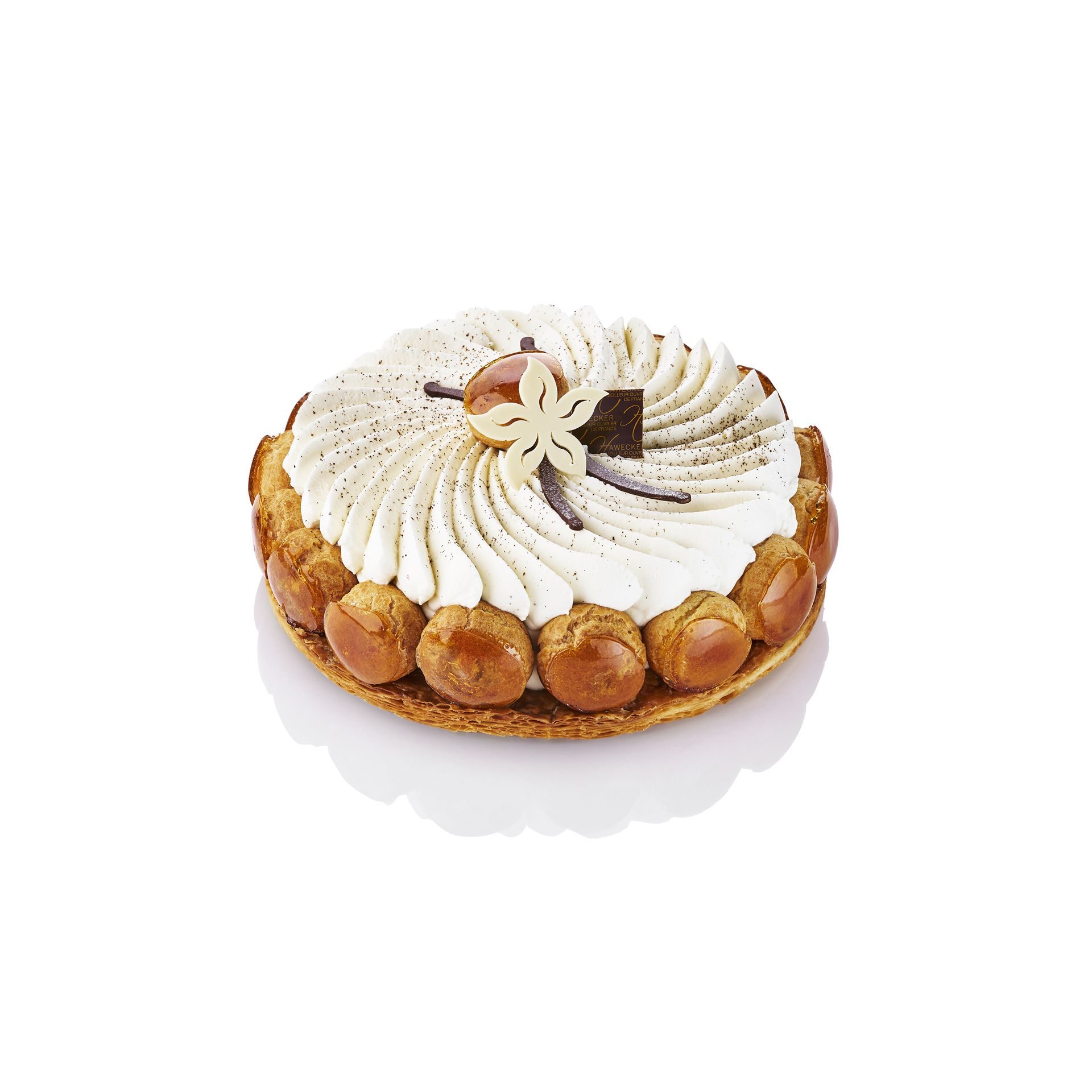 hawecker-saint-honor-entremet-partager-vanille-chantilly image 1