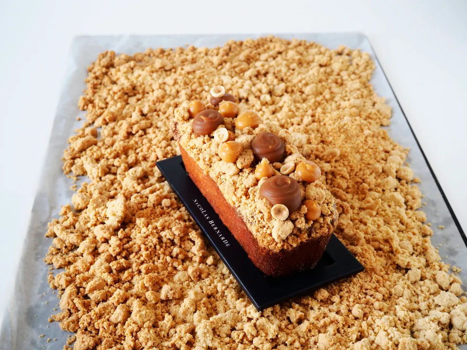 nicolas-bernard-cakissime-pommes-crumble-cake image 1