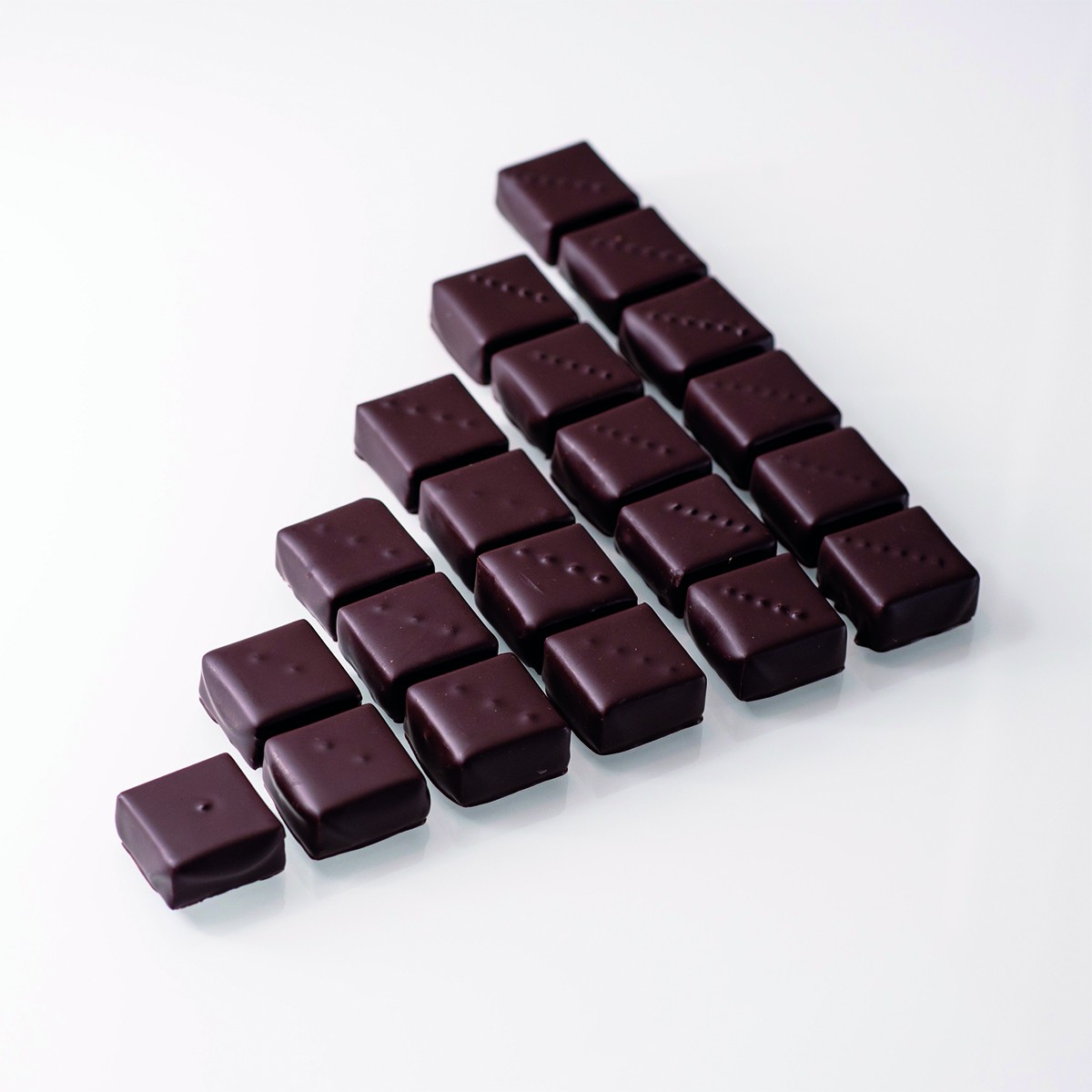 hawecker-origines-cacao-coffret-chocolats-noirs-d-gustation image 6