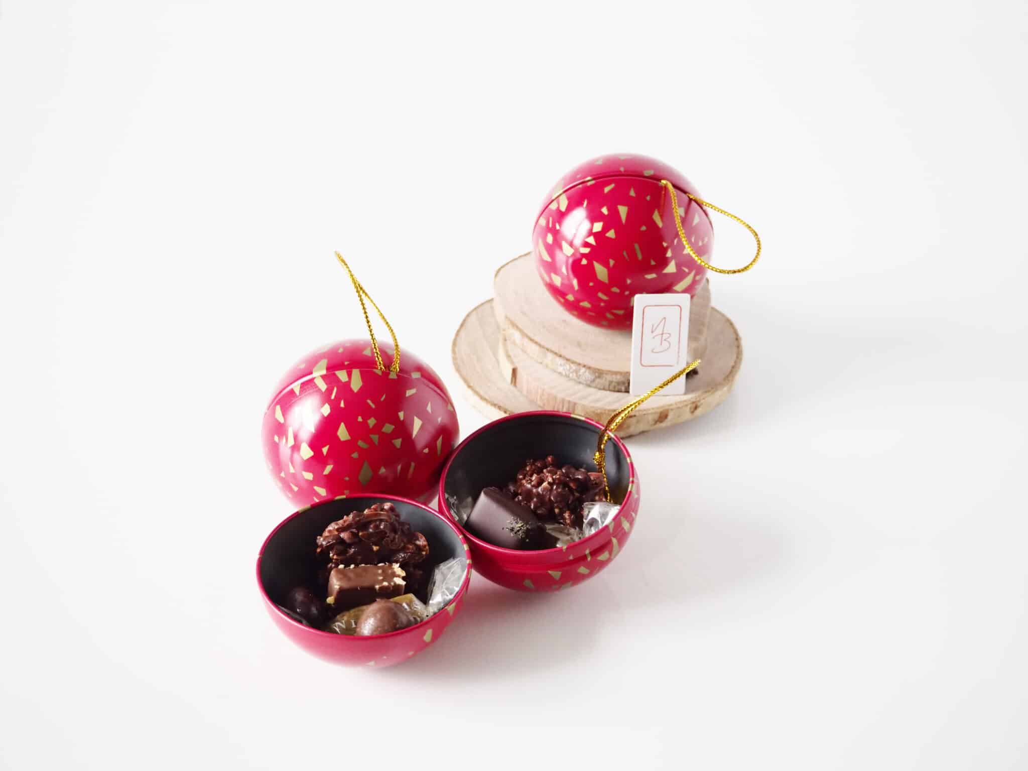 nicolas-bernard-chocolats-boule-sapin-65g-chocolat-no-l image 1